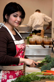 Photo of Lisa Suriano, our nutritionist