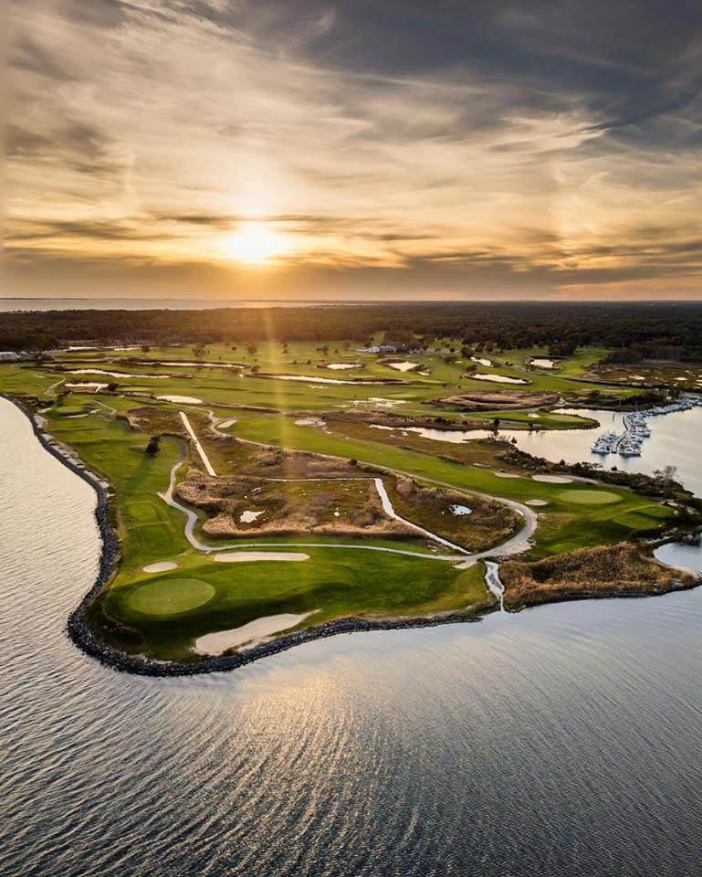 Timber Point, Great River, New York Golf course information and reviews.
