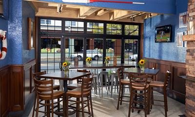 View Photo #9 - Indoor table seating 
