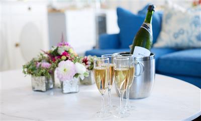 View Photo #16 - Bridal Suite Champagne