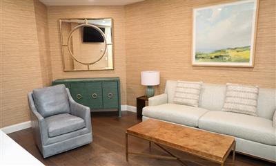 View Photo #16 - Grooms Suite